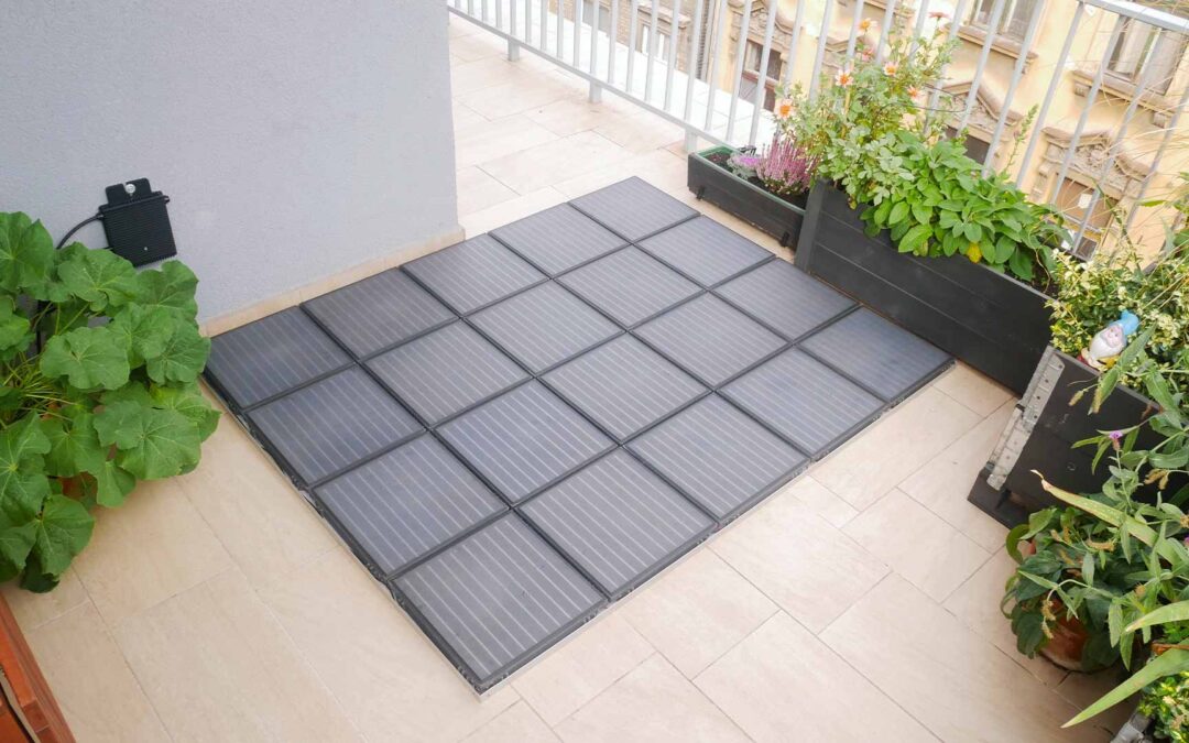 Scopri il Nuovo Kit PLATIO SOLAR DECK: mattonelle solari sul terrazzo